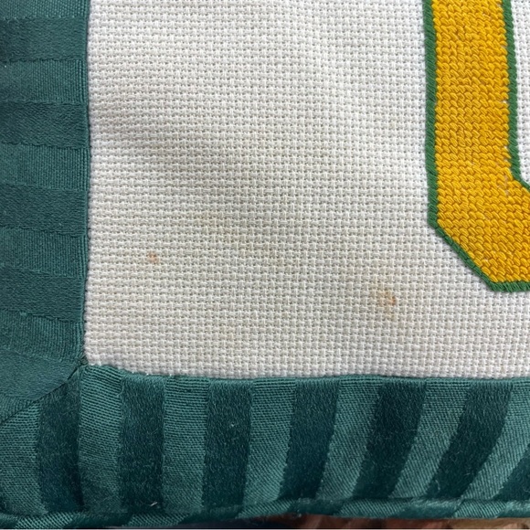 BAYLOR UNIVERSITY BU needlepoint Decorative square Pillow green white yellow - Picture 3 of 6